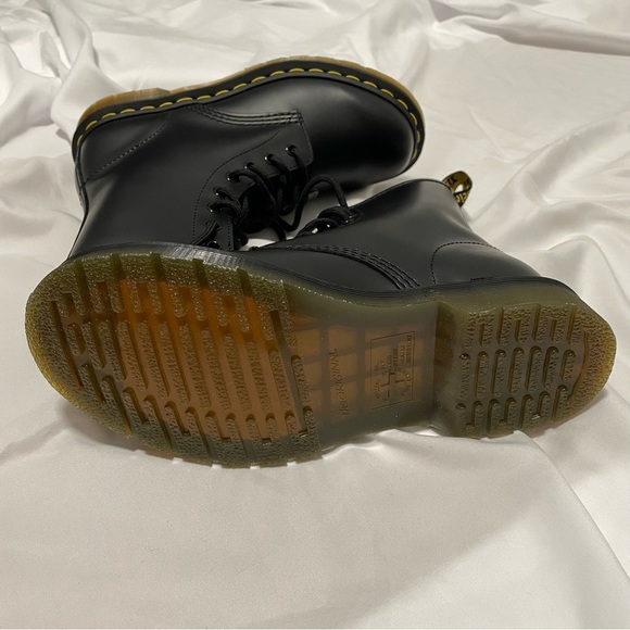 1460 Smooth Leather Dr. Martens Boots (NEW) - Picture 4 of 9